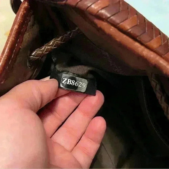 Vintage Fossil Brown Hobo Leather Bucket Shoulder Woven Handle Drawstring Bag - Picture 5 of 16